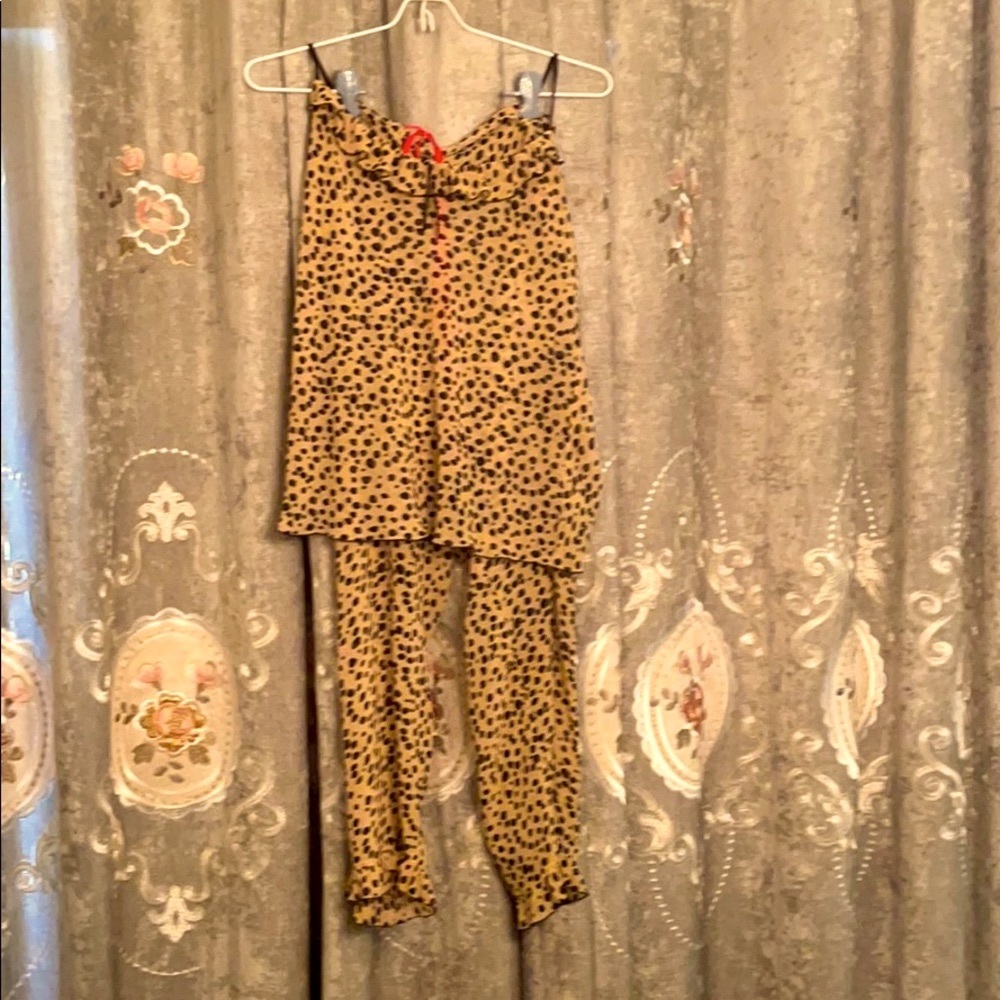 PJ SALVAGE Leopard Cami & Drawstring Pants! CUTE